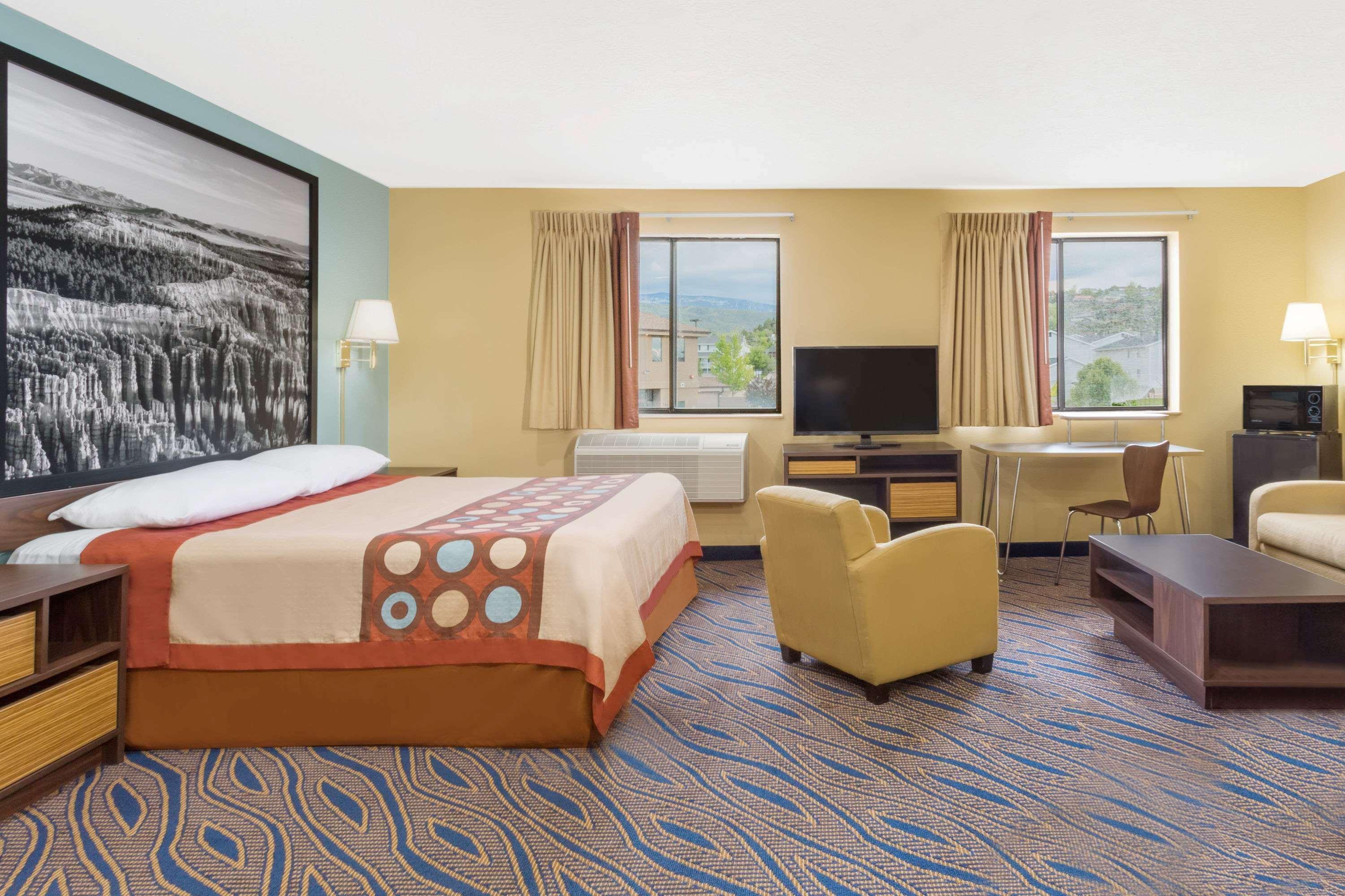 Super 8 By Wyndham Cedar City Eksteriør bilde